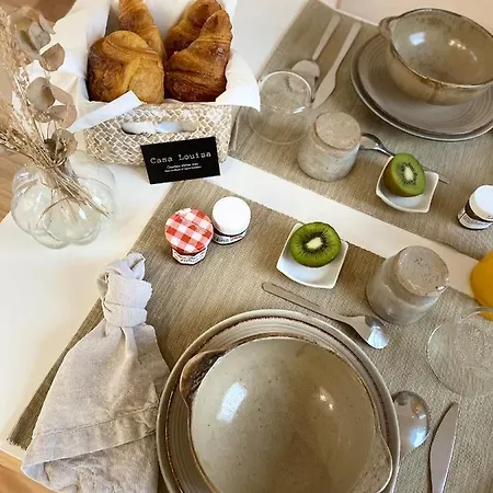 Casa Louisa Sauna Et Bain Nordique بيت ضيافة 3*